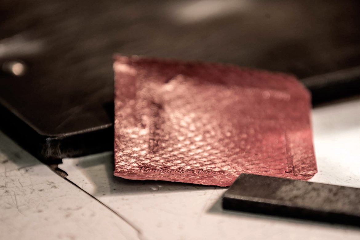 Cuir de truite rouge porte-cartes Jules & Jenn Made in France