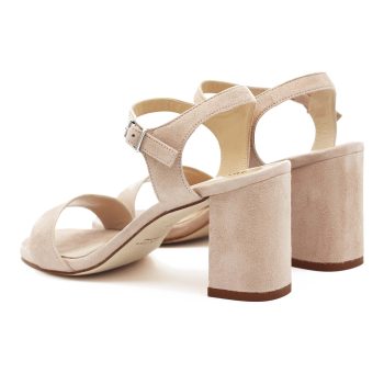 vue arrière sandales à talon cuir daim beige jules & jenn