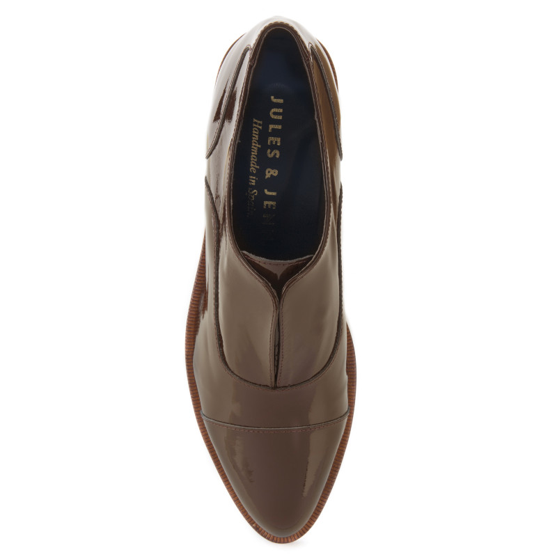 vue dessus de derby femme cuir verni marron Jules & Jenn