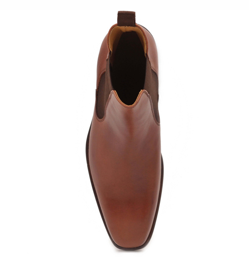 vue dessus chelsea boots cuir marron cognac