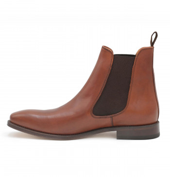 vue interieure chelsea boots cuir marron cognac jules & jenn