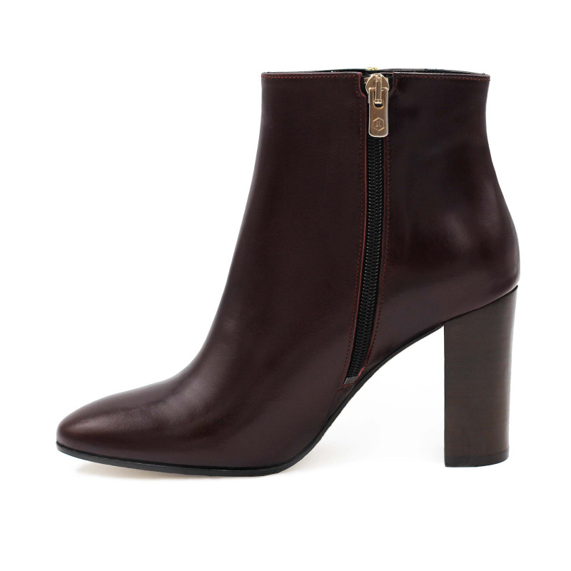vue interieure bottines talon cuir bordeaux jules & jenn