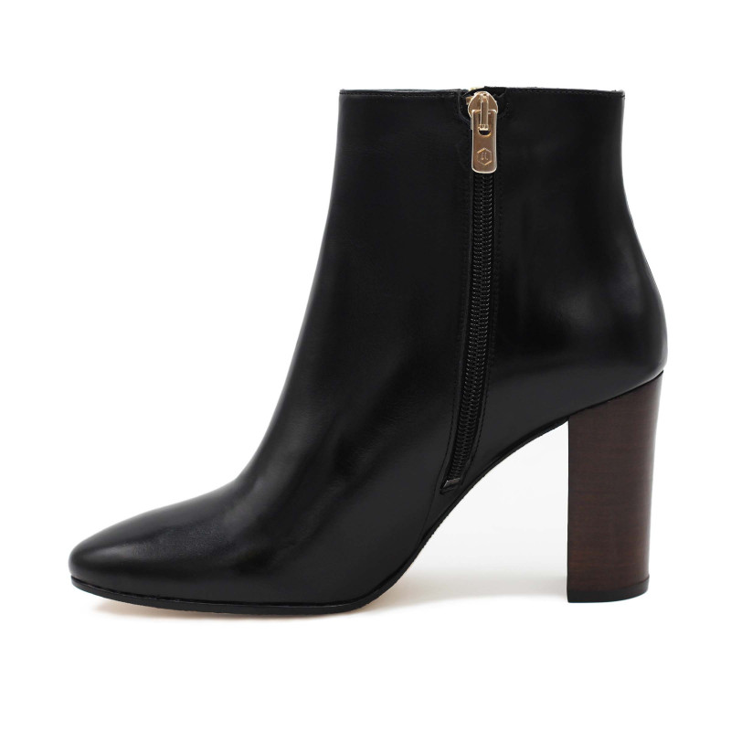 vue interieure bottines talon cuir noir jules & jenn