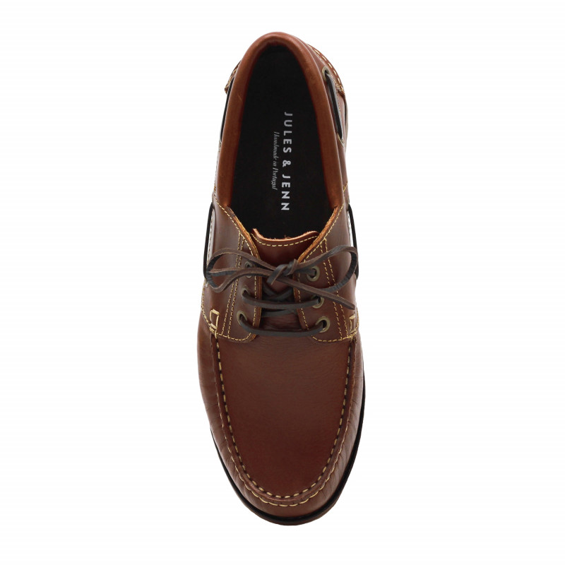 vue dessus chaussure bateau crampons cuir marron jules & jenn
