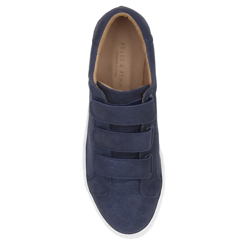 vue dessus baskets a scratch cuir bleu metallise jules & jenn