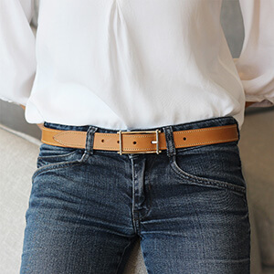 vue portee de ceinture mademoiselle cuir beige