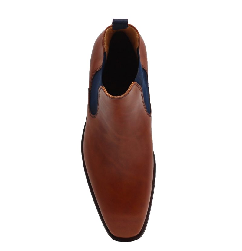 vue dessus chelsea boots cuir cognac bleu jules jenn