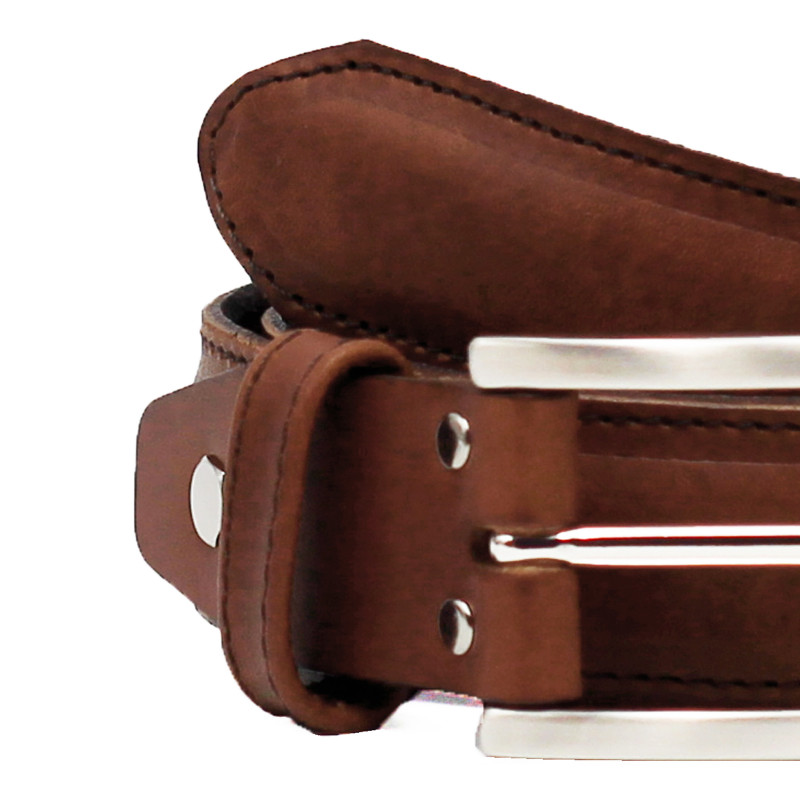 gros plan Ceinture moderne cuir marron jules & jenn