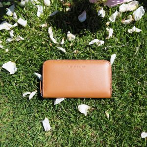 vue posee compagnon cuir camel jules & jenn
