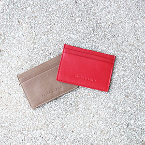 vue multiproduits Porte-carte cuir upcyclé rouge jules & jenn