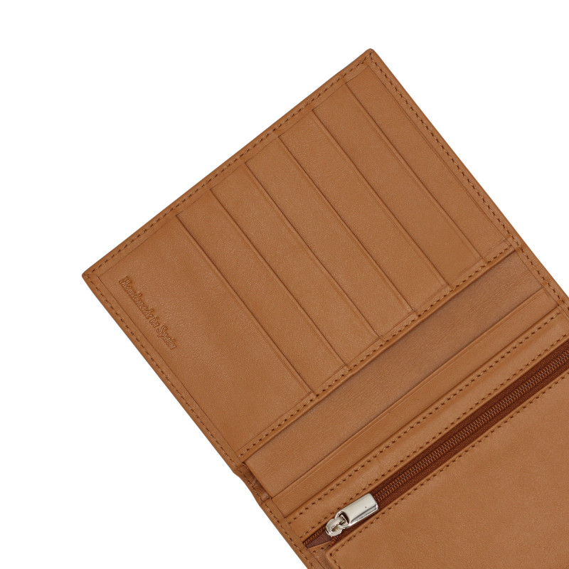 gros plan portefeuille classique camel fabrique en France
