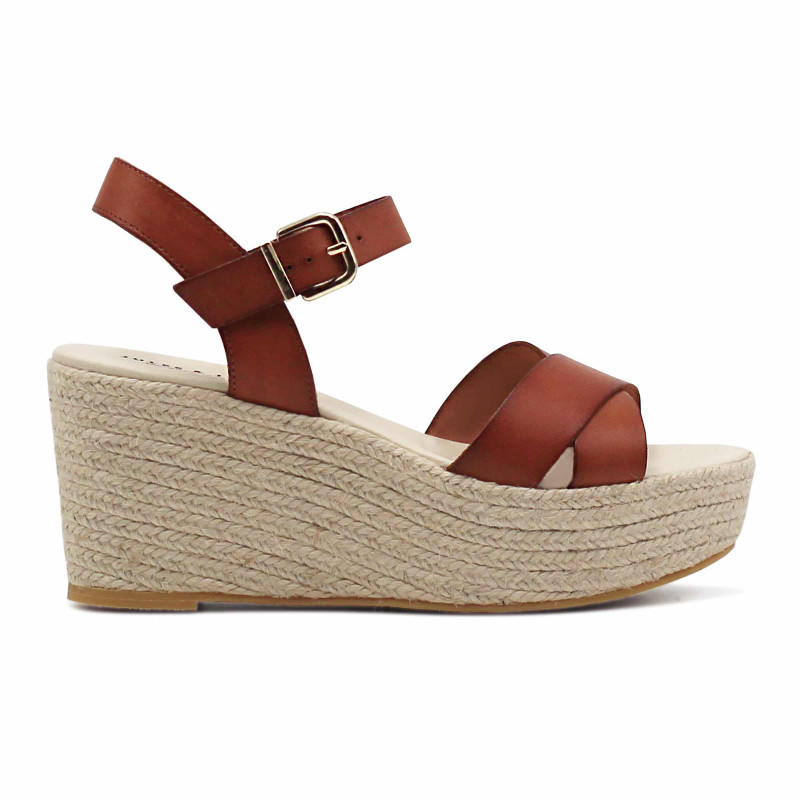 vue exterieure sandales compensees cuir camel jules & jenn
