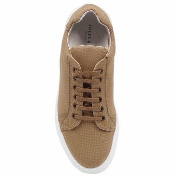 vue dessus baskets recyclees homme camel jules & jenn