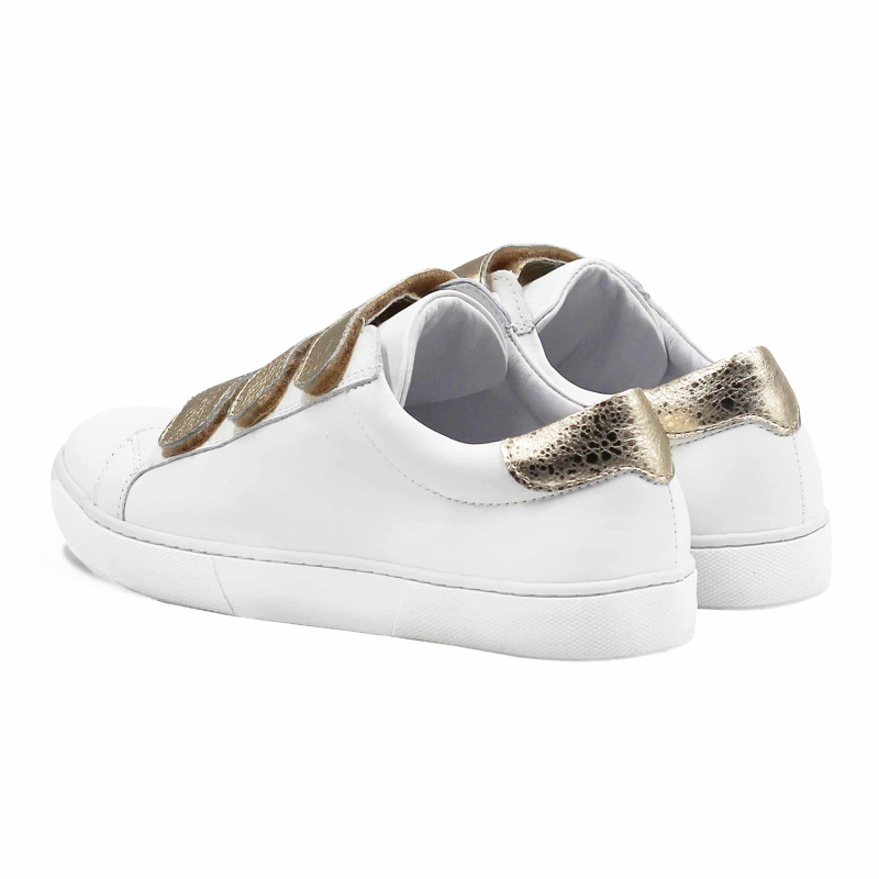 vue arriere baskets a scratch cuir blanc et dore