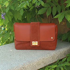 vue posee sac bandouliere cuir brique jules & jenn