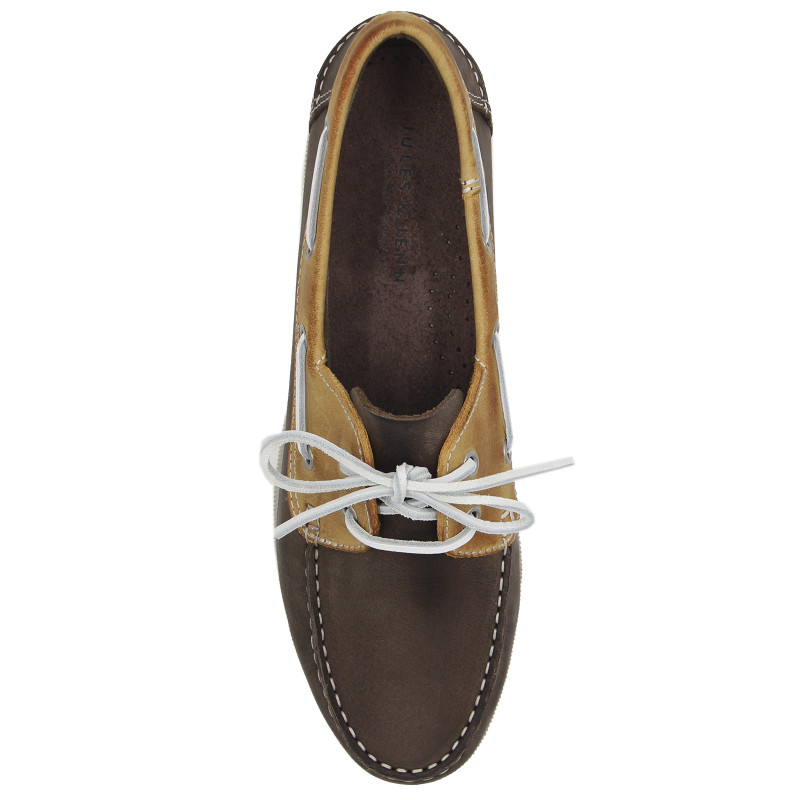 vue dessus chaussures bateau cuir marron et beige jules & jenn