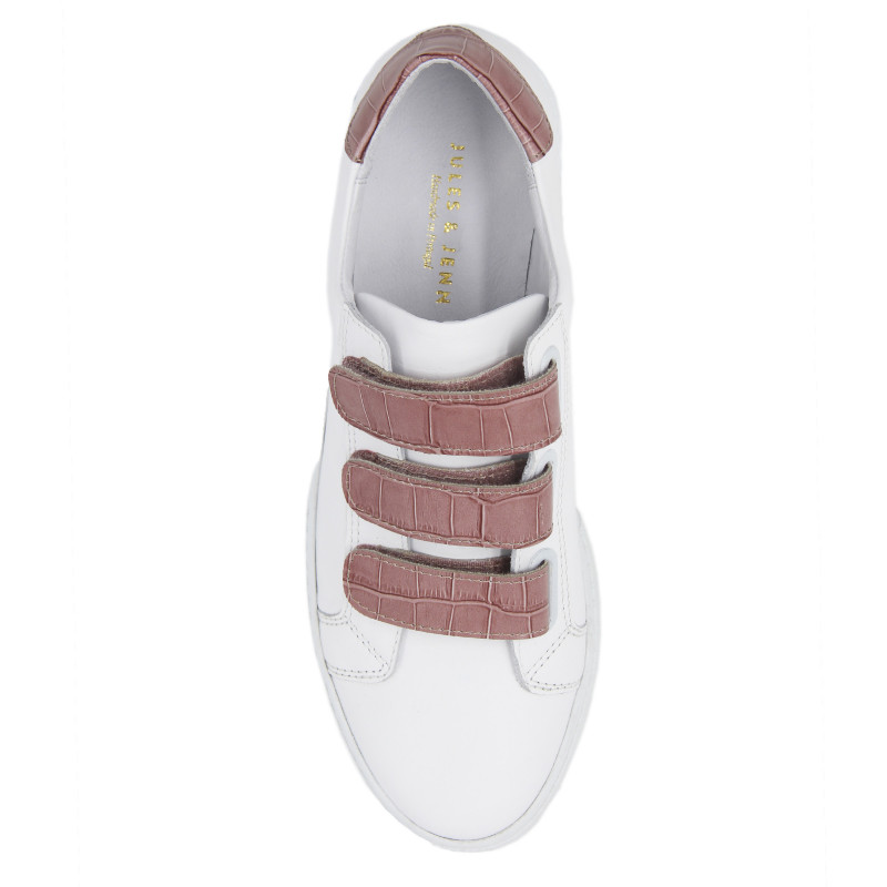 vue dessus baskets a scratch cuir blanc et rose jules & jenn