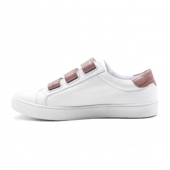 vue interieur baskets a scratch cuir blanc et rose jules & jenn