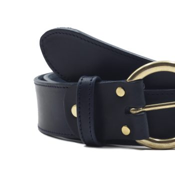 gros plan ceinture boheme cuir bleu jules & jenn