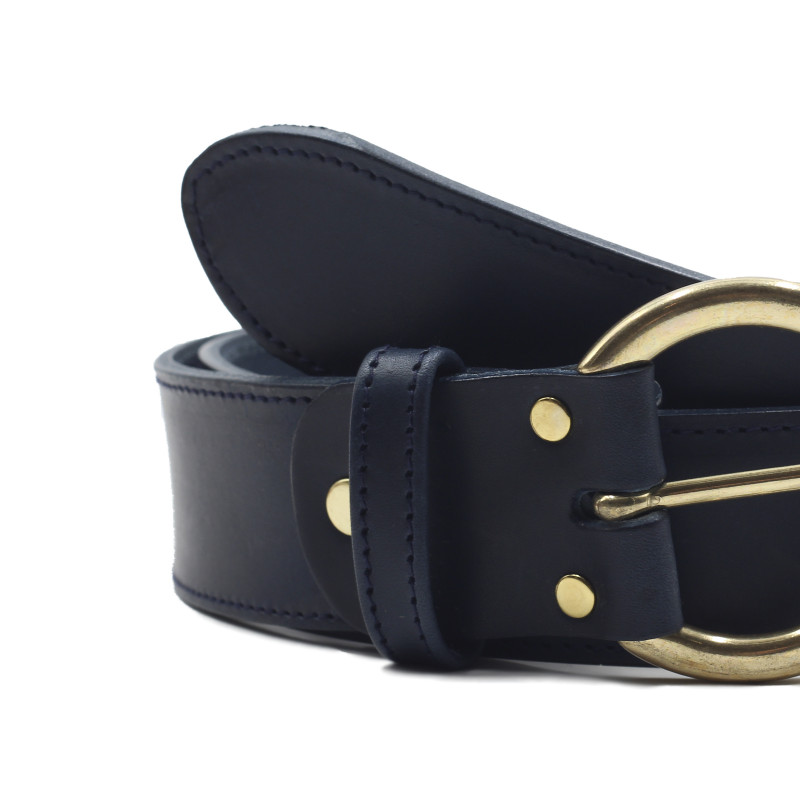 gros plan ceinture boheme cuir bleu jules & jenn