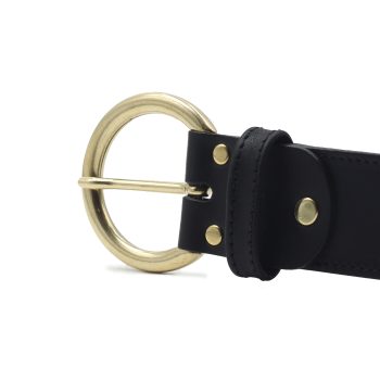 gros plan boucle ceinture boheme cuir noir jules & jenn