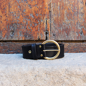 vue posee ceinture boheme cuir noir jules & jenn