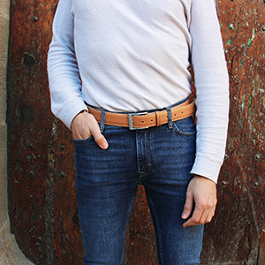 vue portee ceinture classique cuir daim beige jules & jenn