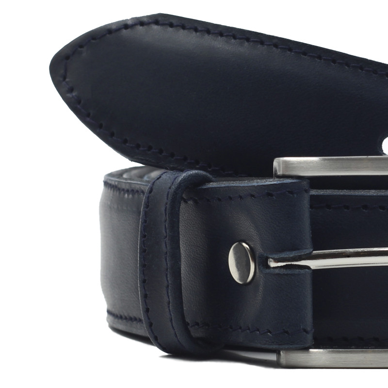 gros plan ceinture classique cuir bleu jules et jenn