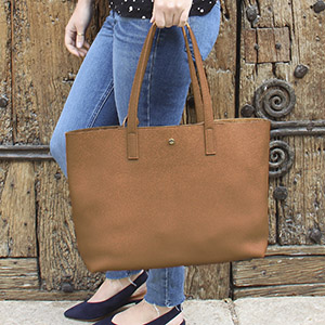 vue portee sac cabas cuir souple graine camel jules & jenn