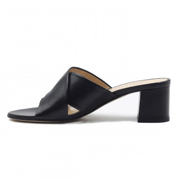 vue interieur mules cuir noir jules & jenn