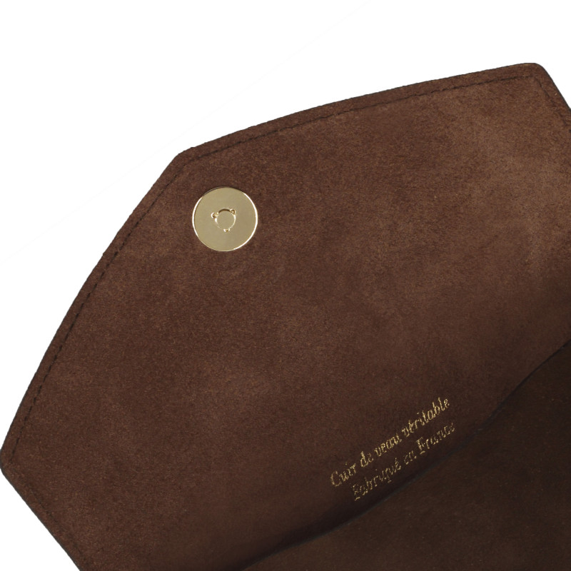 vue rabat pochette enveloppe cuir upcyclé marron jules & jenn