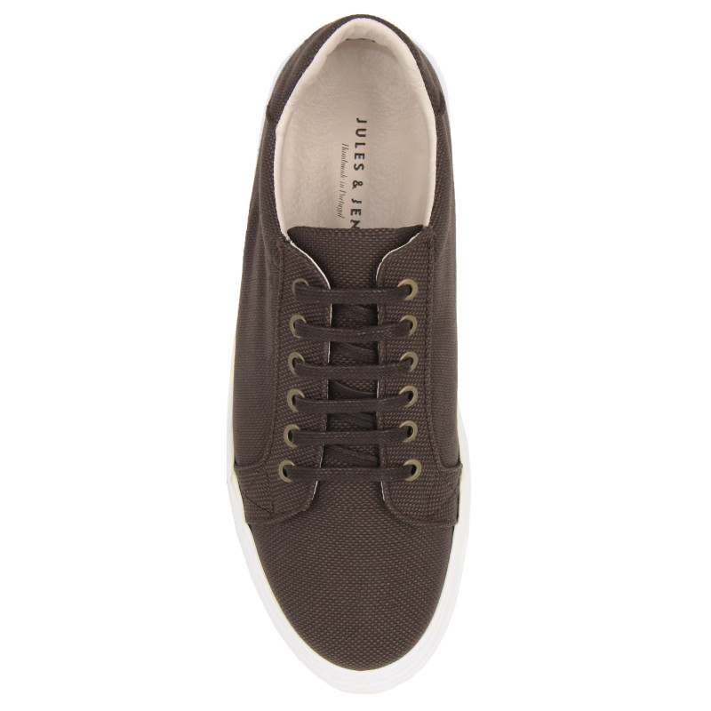 vue dessus baskets recyclées homme marron jules & jenn