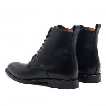 vue arrière boots à lacets cuir noir jules & jenn