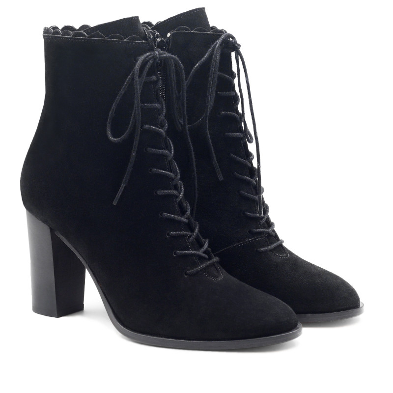 vue face bottines talon a lacets cuir daim noir jules & jenn