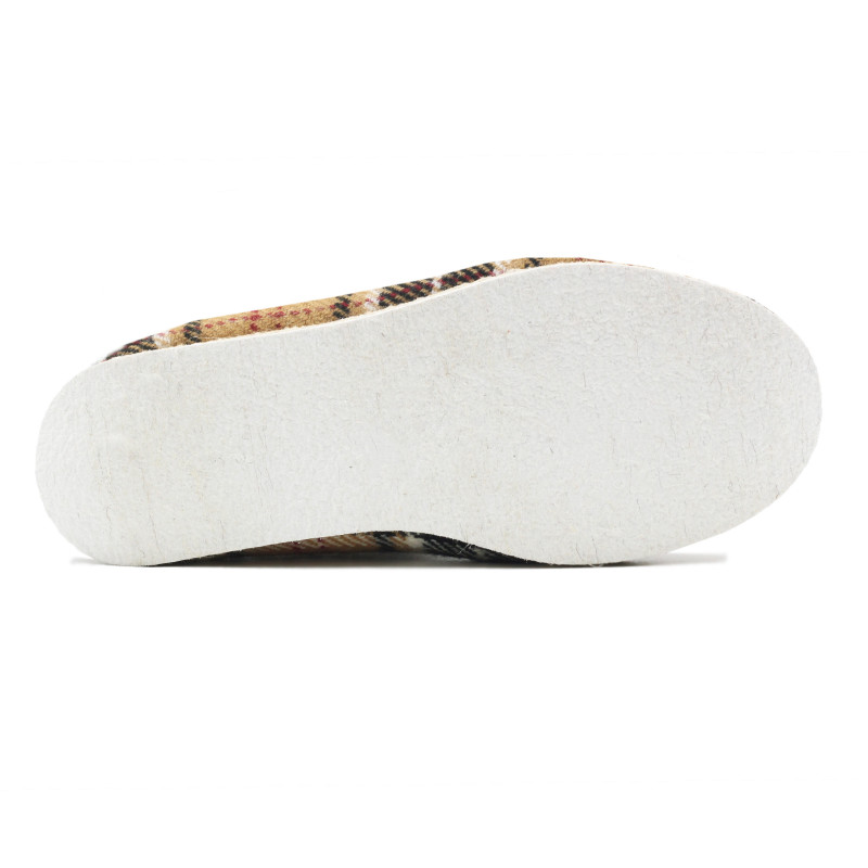 vue dessous charentaises ecossais beige jules & jenn