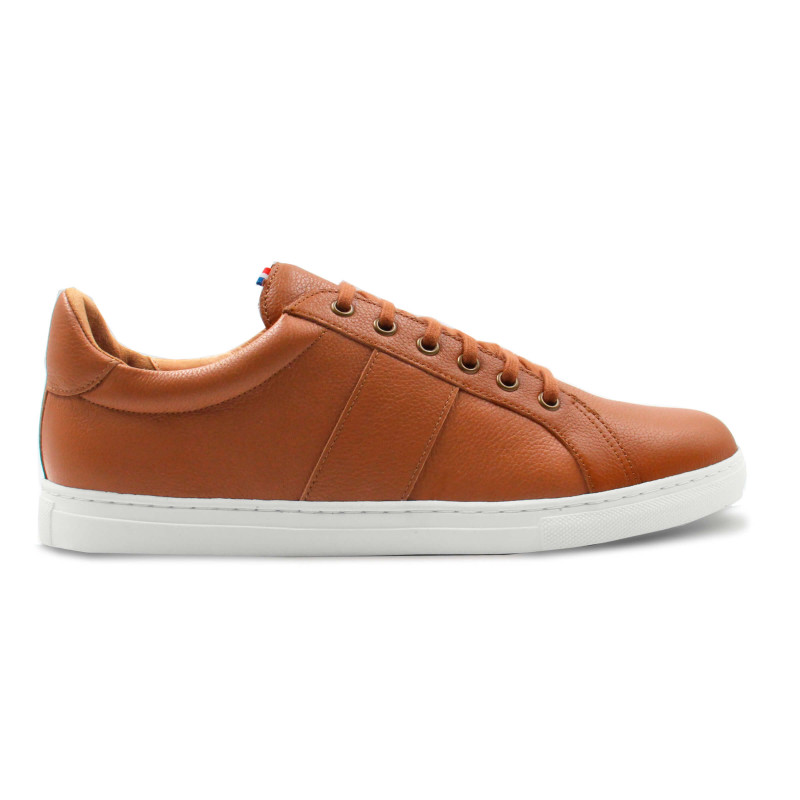 vue extérieur baskets made in france cuir grainé cognac JULES & JENN