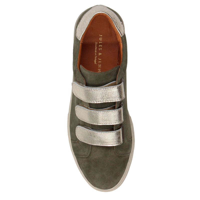 vue dessus baskets à scratch cuir daim kaki et doré JULES & JENN