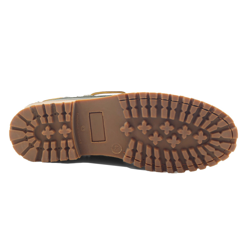vue dessous chaussures bateau crampons cuir vert JULES & JENN