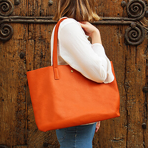 vue posee sac cabas cuir souple graine orange jules & jenn