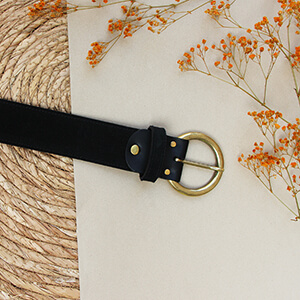 vue posee ceinture boheme cuir daim noir jules & jenn