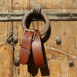 vue posee ceinture week end cuir cognac jules & jenn