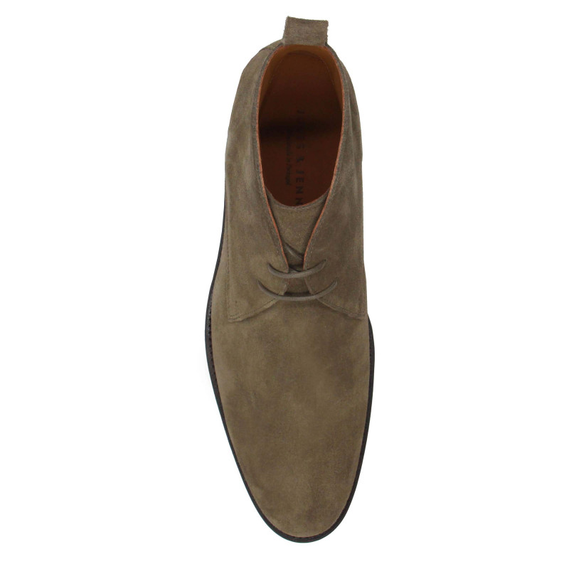 vue dessus desert boots cuir daim kaki jules & jenn