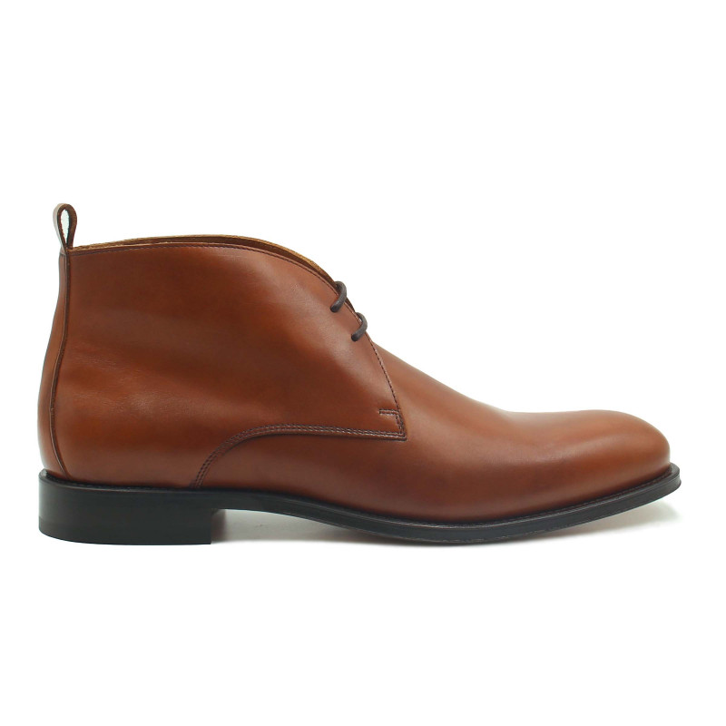vue exterieure desert boots cuir cognac jules & jenn