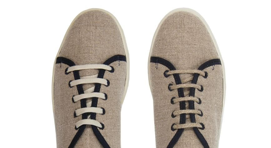 basket-en-lin-beige-et-bleu-zoom-oeillets-et-lacets