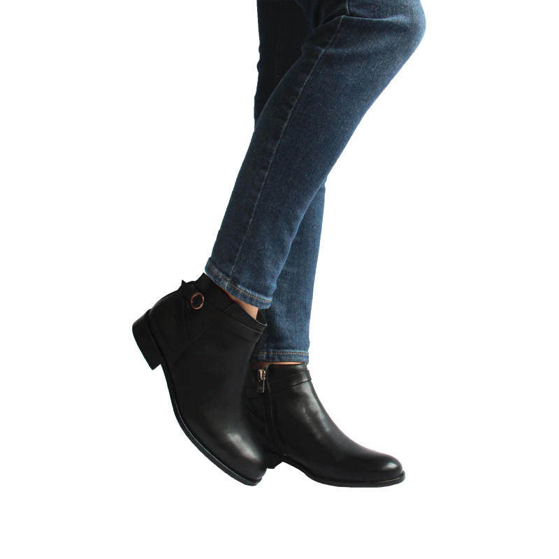 vue portee bottines cavalières plates cuir noir jules & jenn