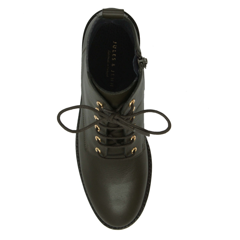 vue dessus bottines plates a lacets cuir kaki jules & jenn