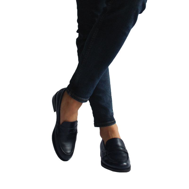 vue portee mocassins femme cuir bleu jules & jenn