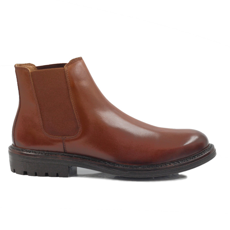 vue exterieur chelsea boots basses cuir cognac jules & jenn