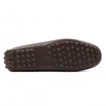 vue dessous mocassins homme cuir graine marron