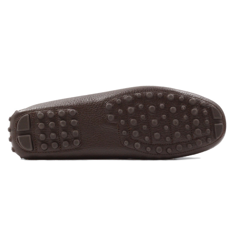 vue dessous mocassins homme cuir graine marron